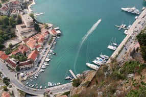 kotor-812818_1920.jpg
